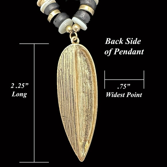 Southern Living Exclusively for Dillards Black & Gold beads w/ Pendant Necklace - Picture 3 of 5
